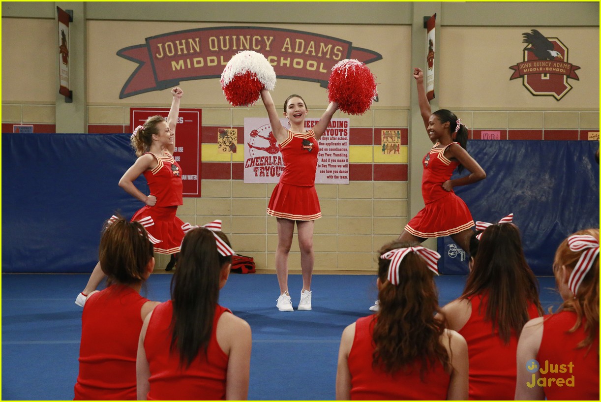 riley try out cheer team girl meets world stills 25