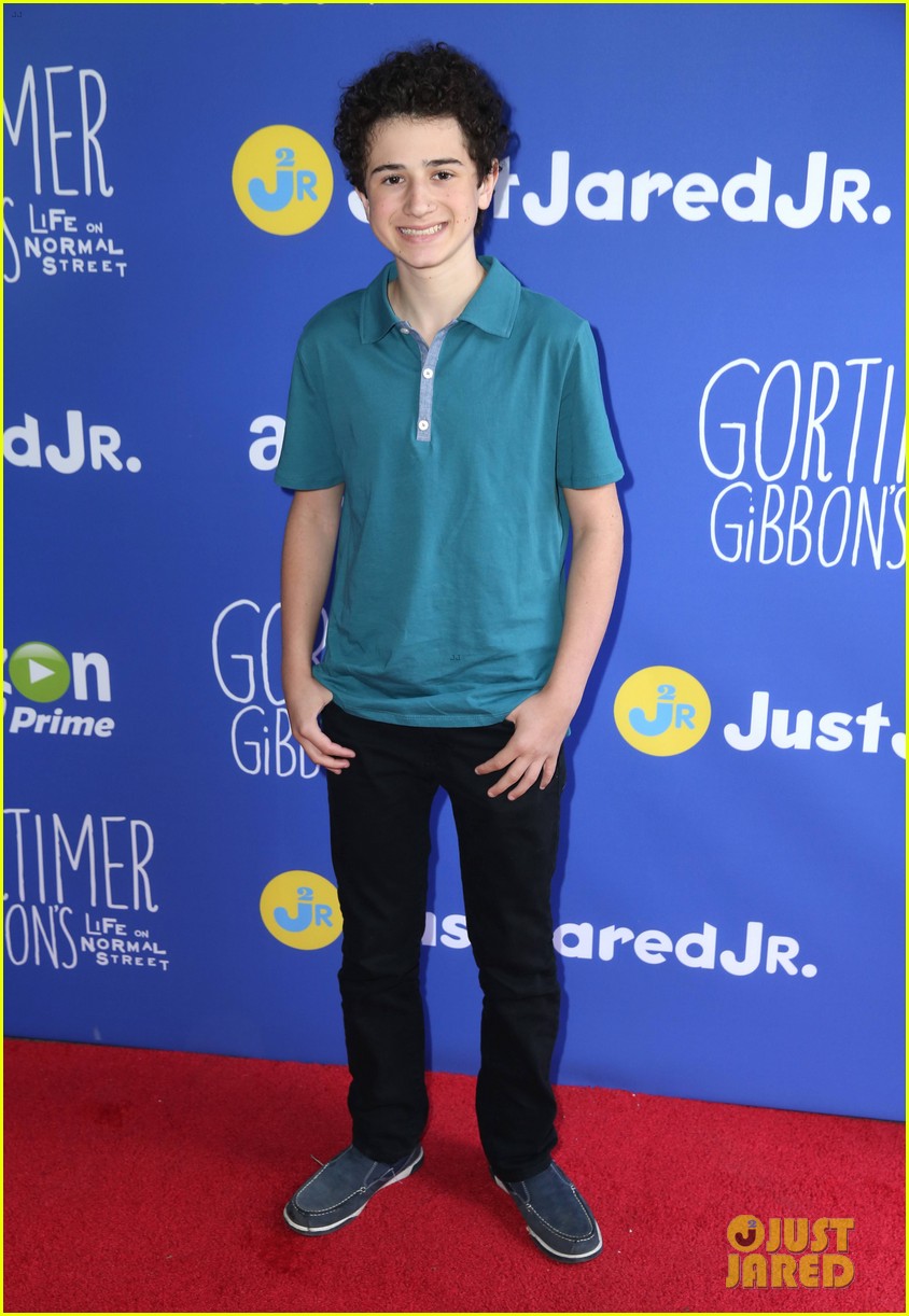 gortimer gibbons cast just jared jr fall fun day 28