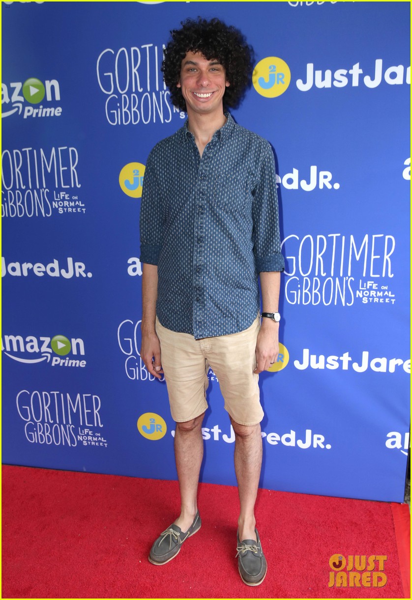gortimer gibbons cast just jared jr fall fun day 44