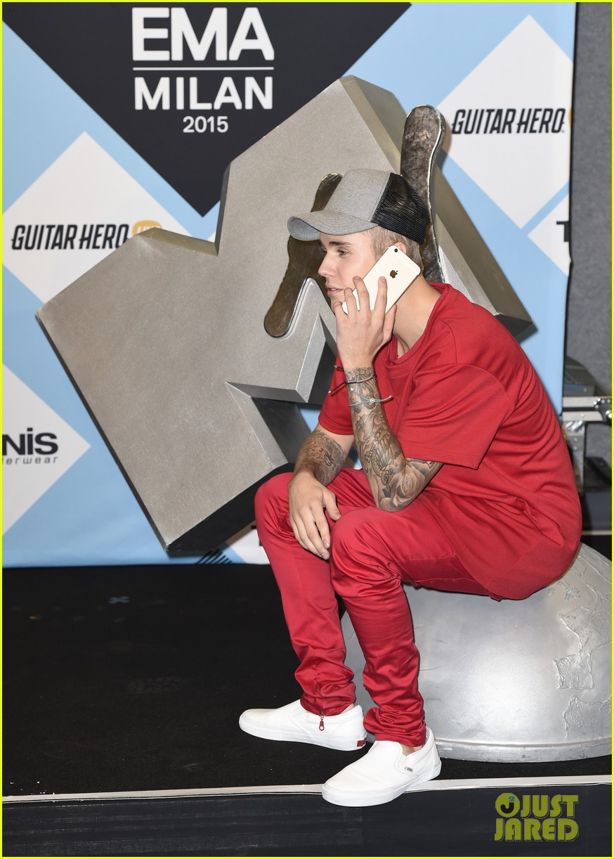 justin bieber wins most emas of all time 18