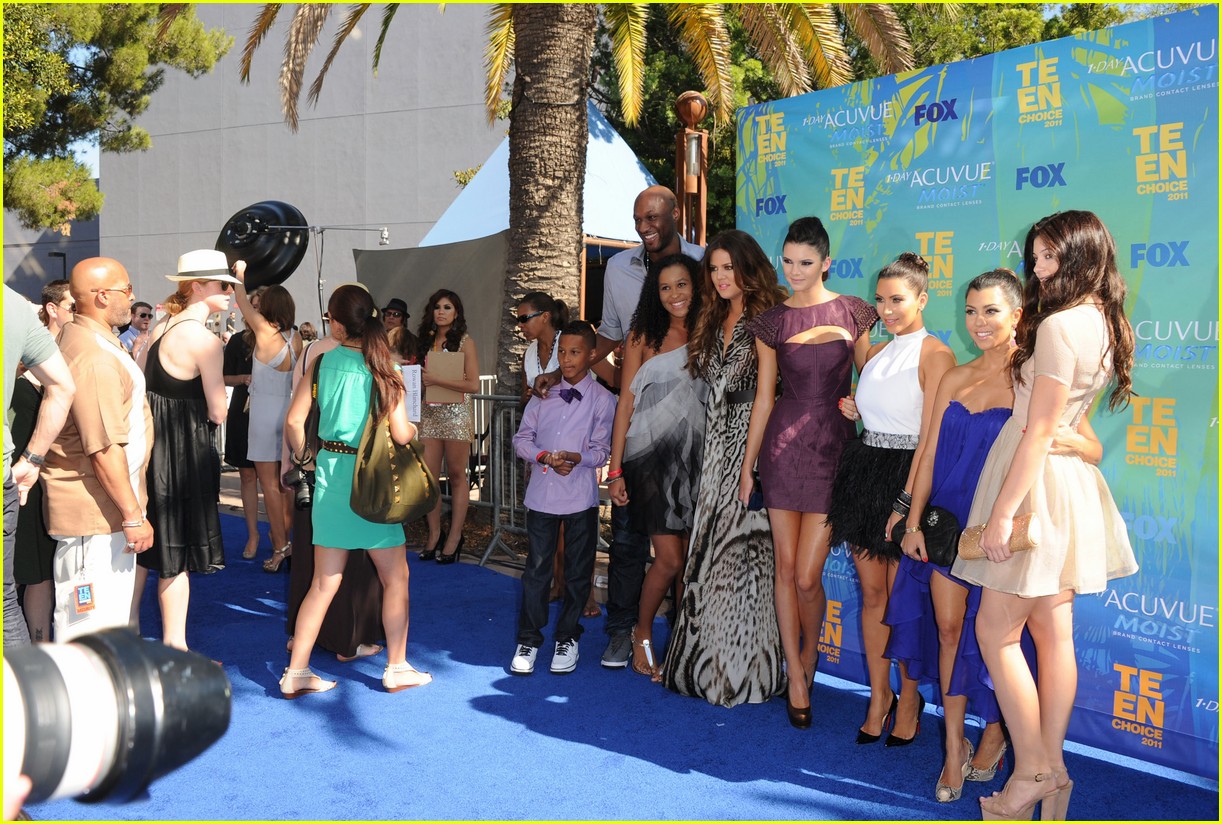 kardashian family releases joint statement on lamar odom 10