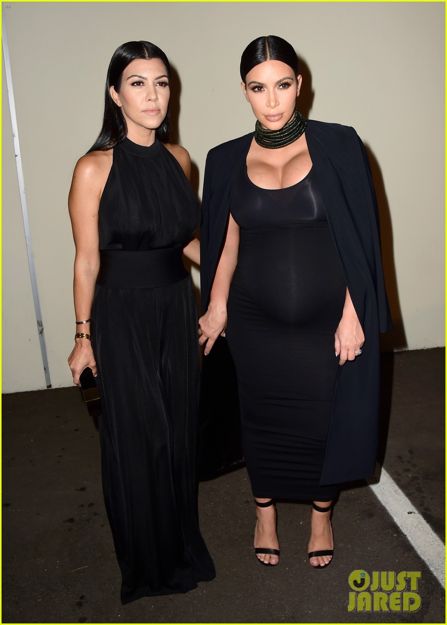 kardashian jenner sisters cosmo party 17