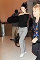 kendall jenner face hide lax arrival 07