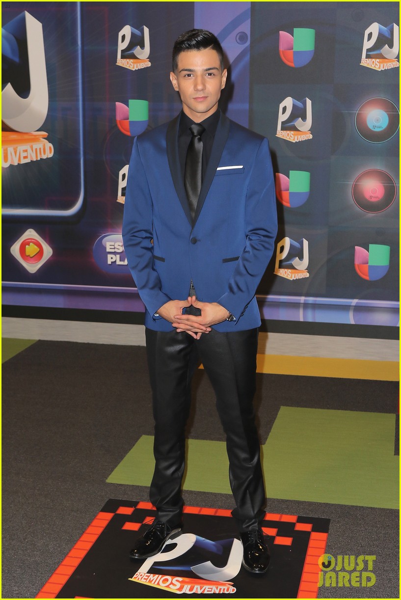 who is luis coronel 07
