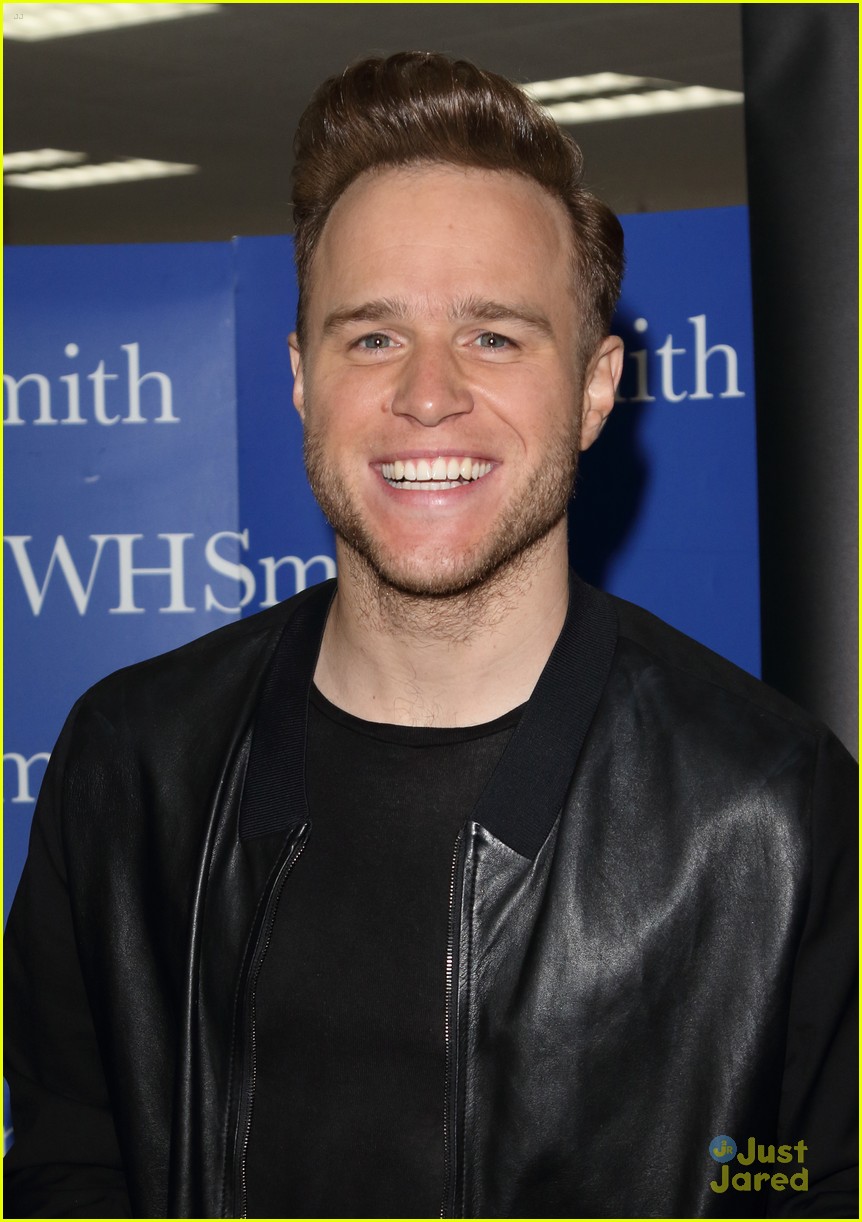 olly murs book signing event milton keynes 07
