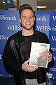 olly murs book signing event milton keynes 03