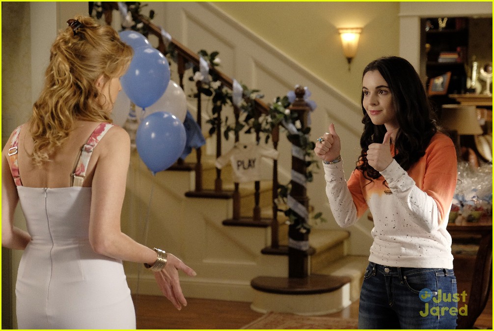 switched at birth baby shower mad tea party stills 19