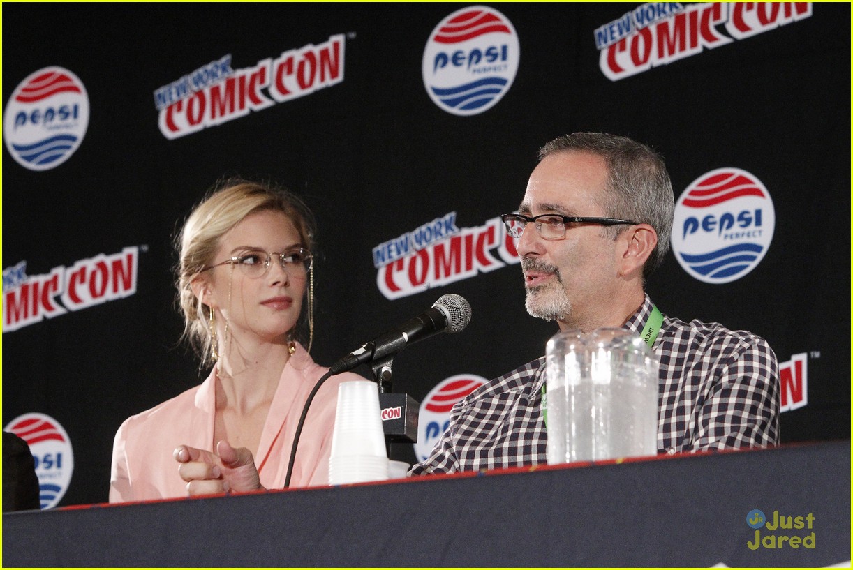 stitchers cast nycc panel signing events 01