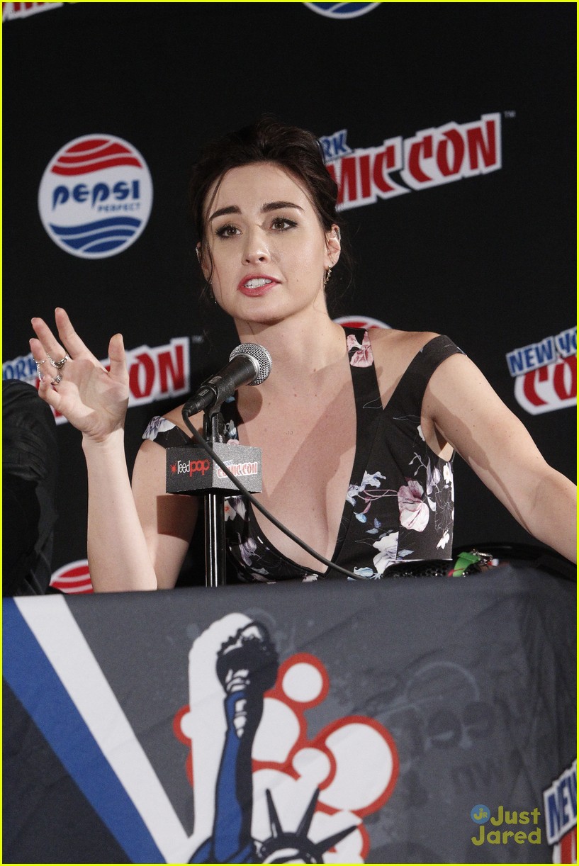 stitchers cast nycc panel signing events 08
