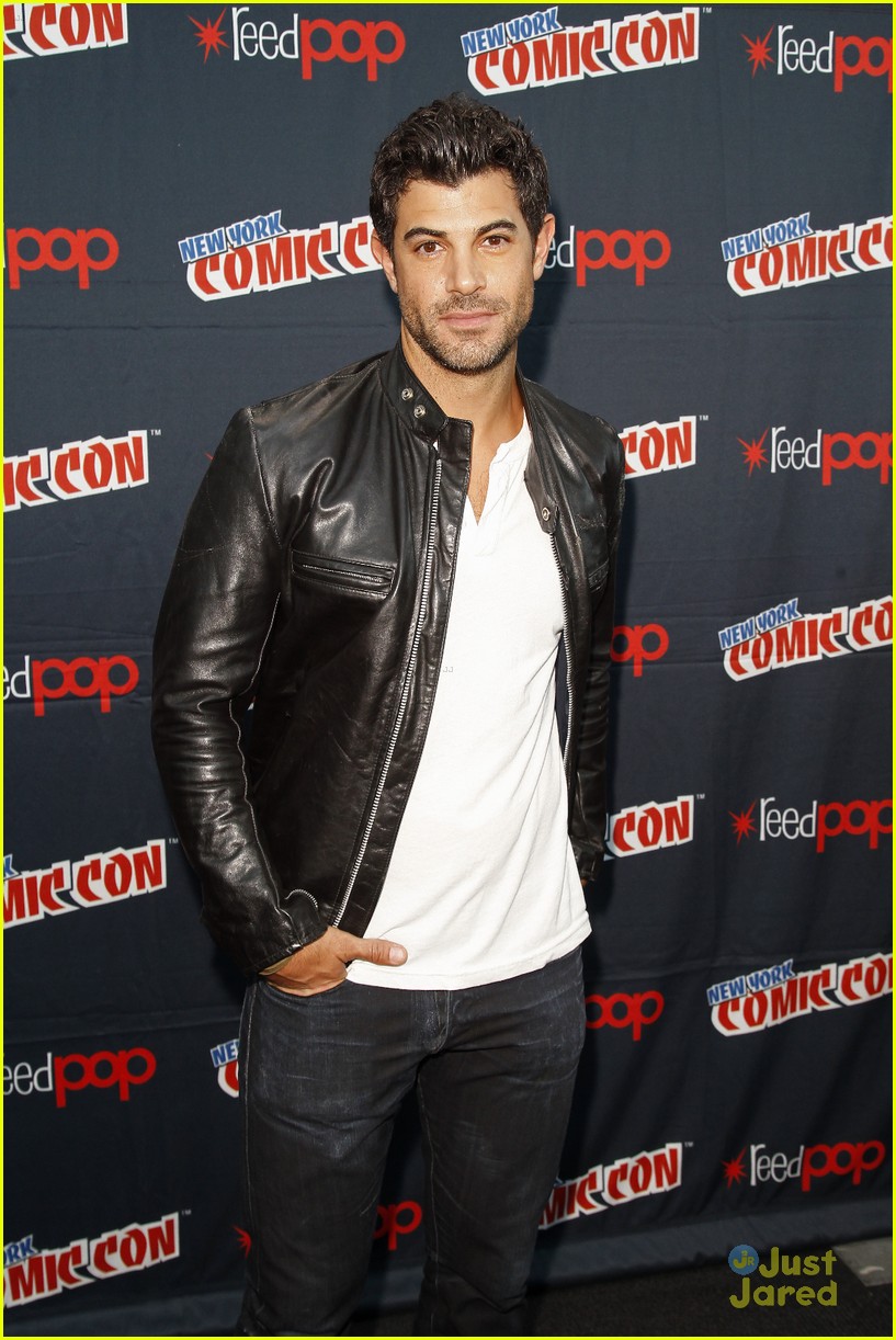 stitchers cast nycc panel signing events 16