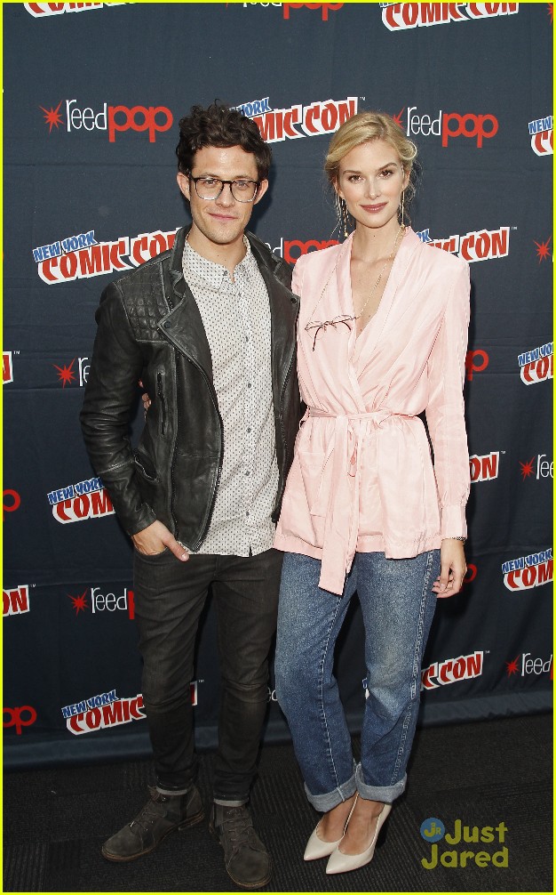 stitchers cast nycc panel signing events 20