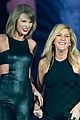 taylor swift sings love me like you do with ellie goulding 05