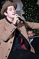 austin mahone lord taylor window unveiling concert 23
