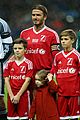 david beckham brings his 4 kids to charity soccer game 02