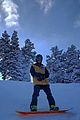 justin bieber snowboarding thanksgiving 01