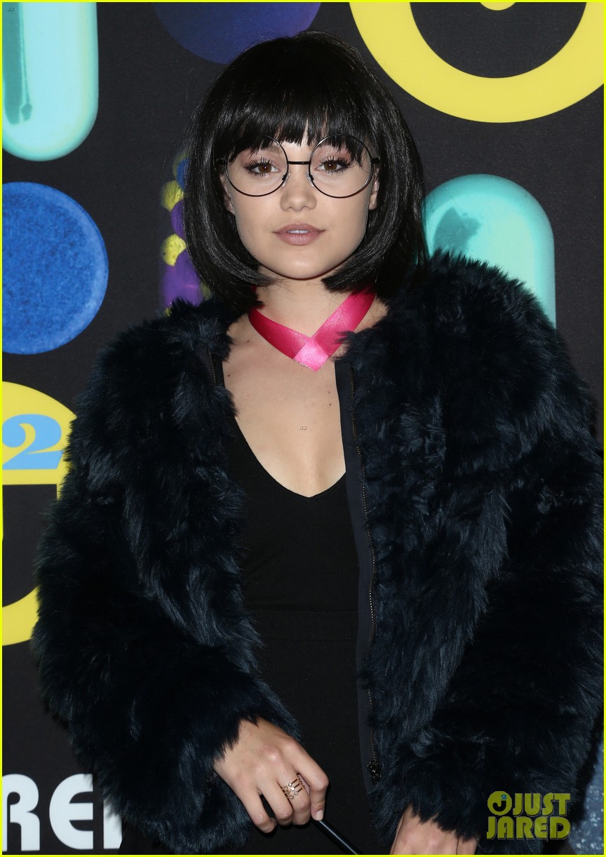 sofia carson just jared halloween party 13