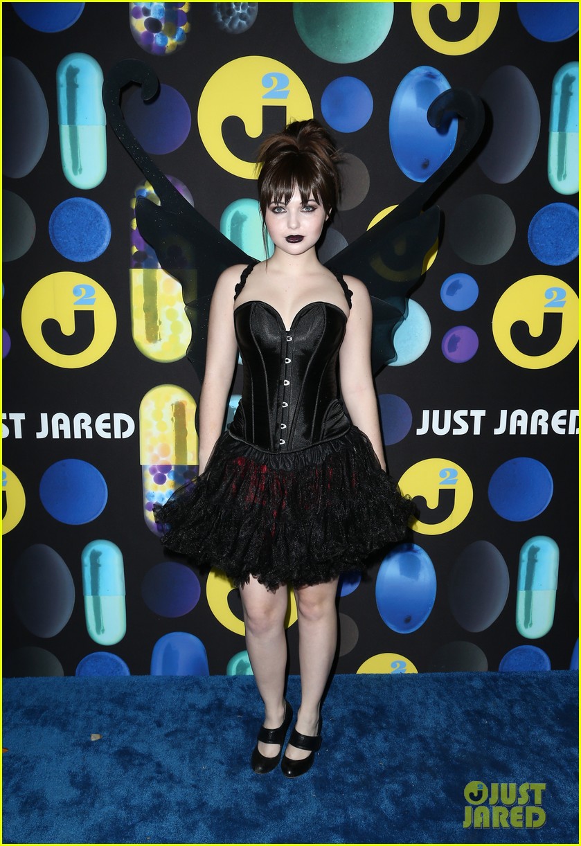sofia carson just jared halloween party 17