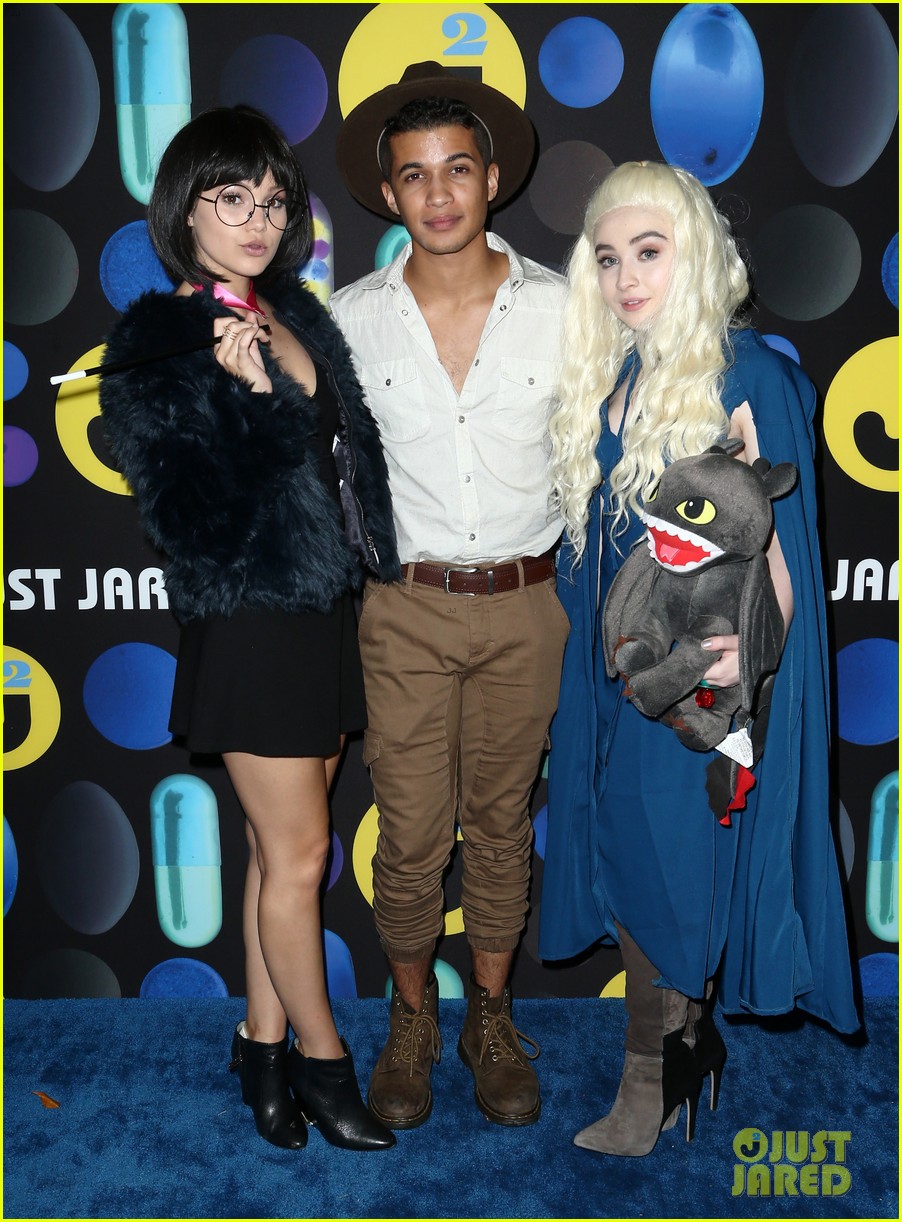 sofia carson just jared halloween party 19