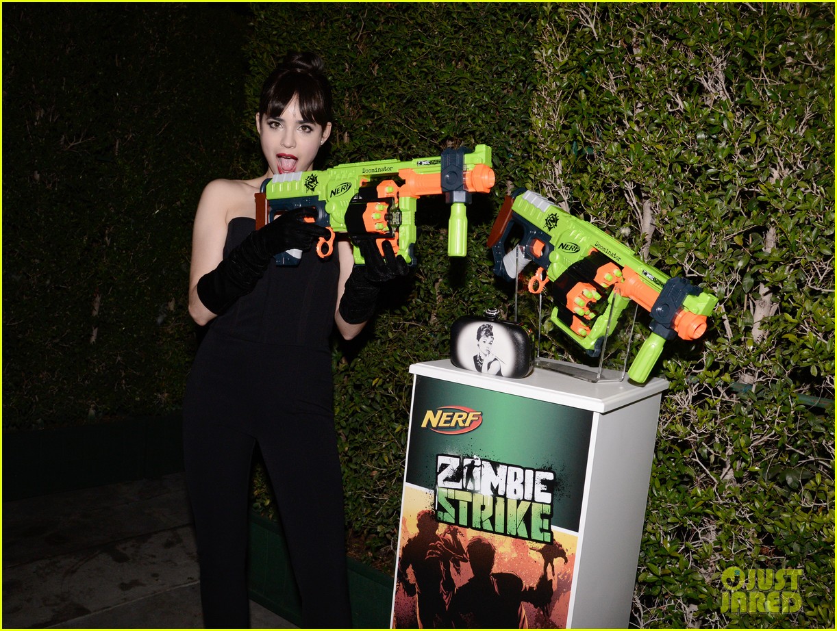 sofia carson just jared halloween party 21
