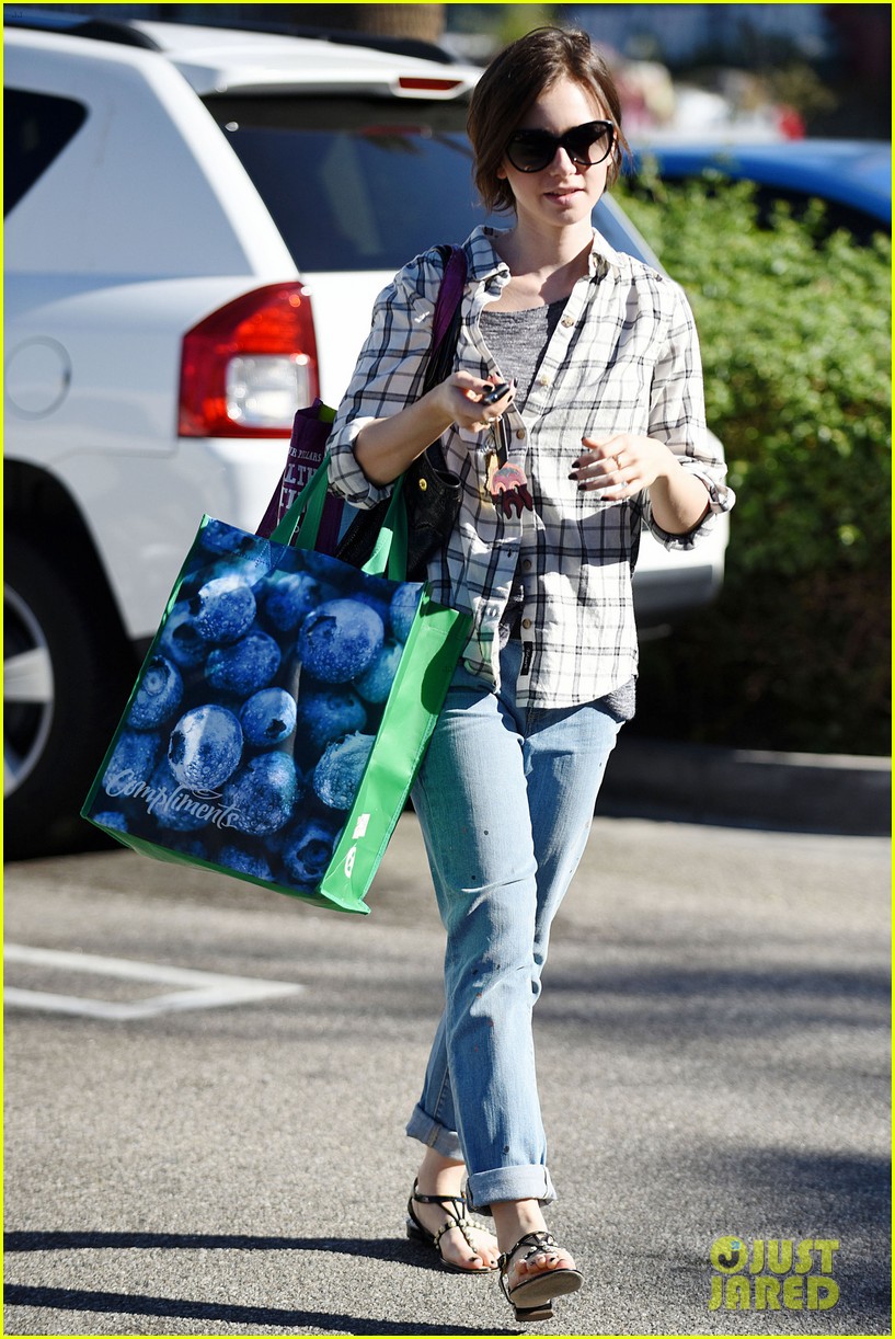 lily collins grabs groceries and her cleaners 13