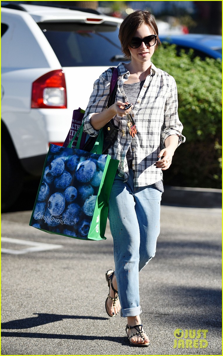 lily collins grabs groceries and her cleaners 14