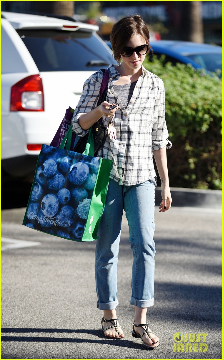lily collins grabs groceries and her cleaners 15