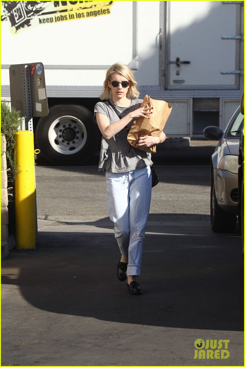 emma roberts out in la after queens 39