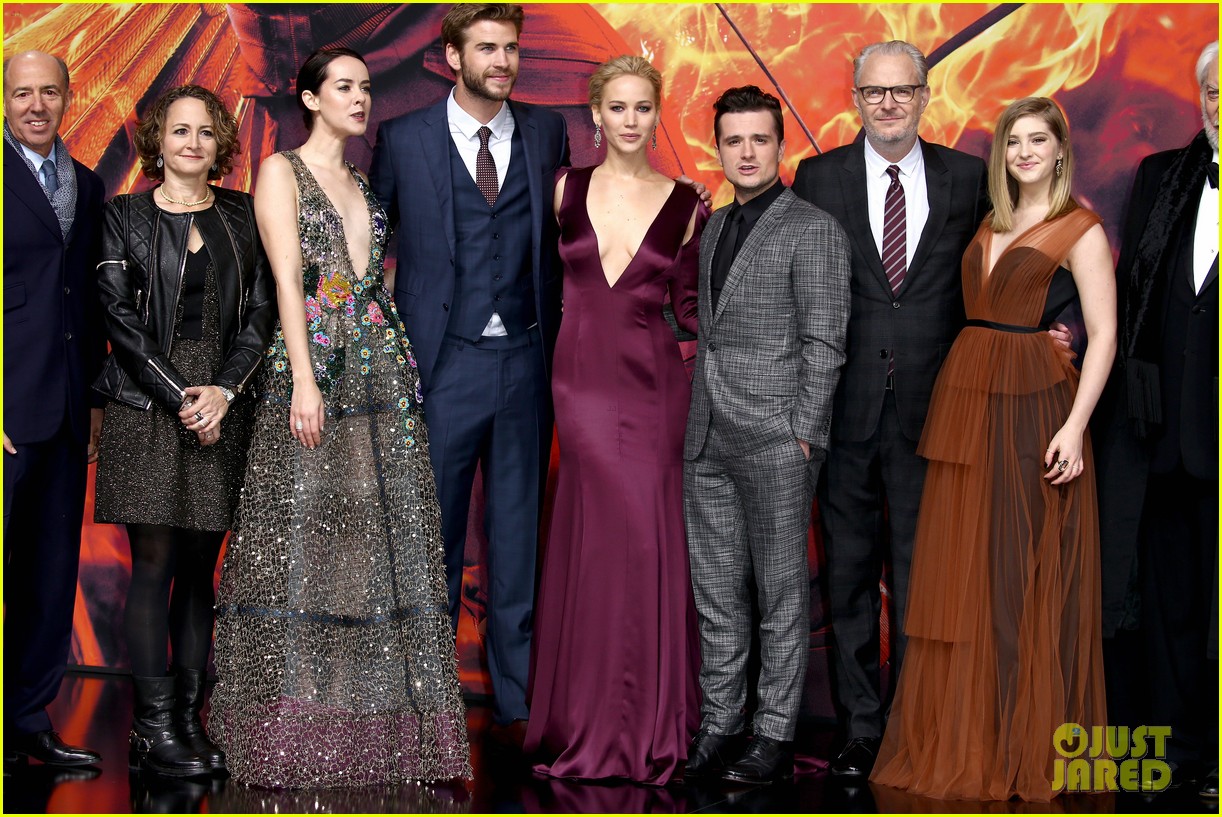 Jennifer Lawrence, Liam Hemsworth, \u0026 Josh Hutcherson Are Picture Perfect at  'Hunger Games' Berlin Premiere!: Photo 889083 | Jennifer Lawrence, Josh  Hutcherson, Liam Hemsworth, mockingjay, The Hunger Games Pictures | Just  Jared Jr., image size:1222x817