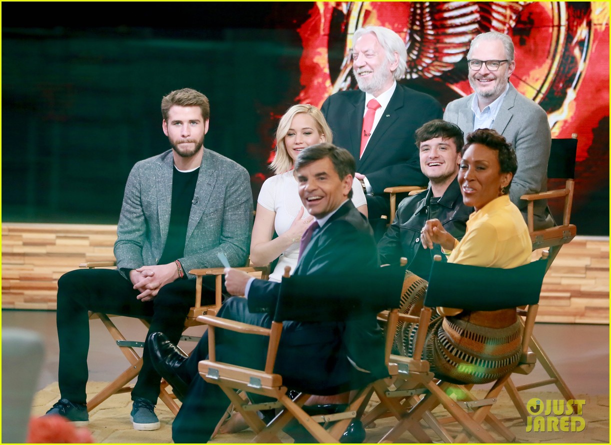 jennifer lawrence gma with hunger games cast 04