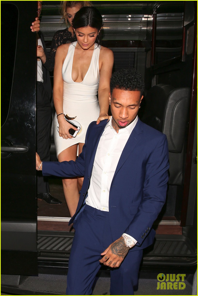 kylie jenner tyga step out after split rumors 04