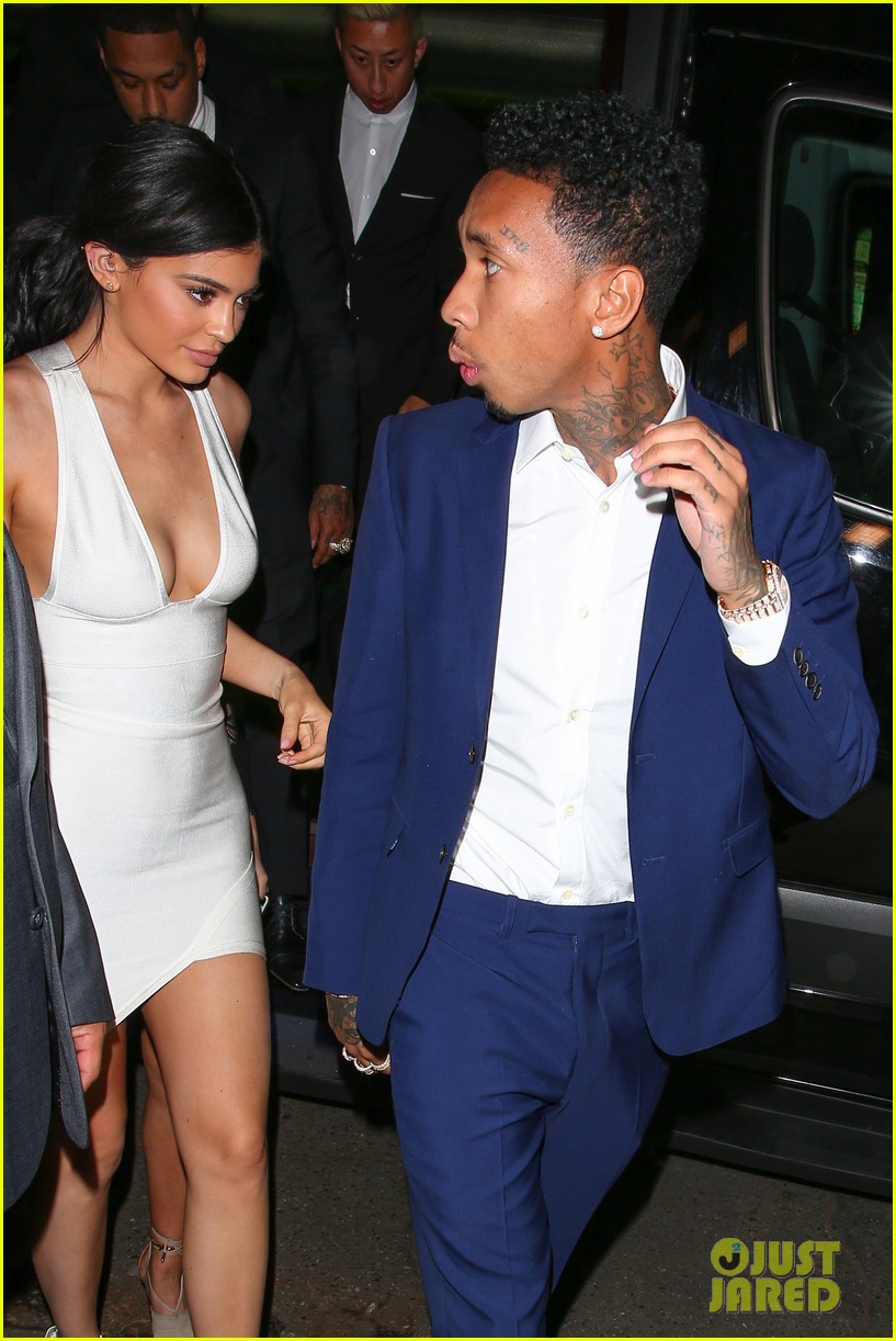 kylie jenner tyga step out after split rumors 08