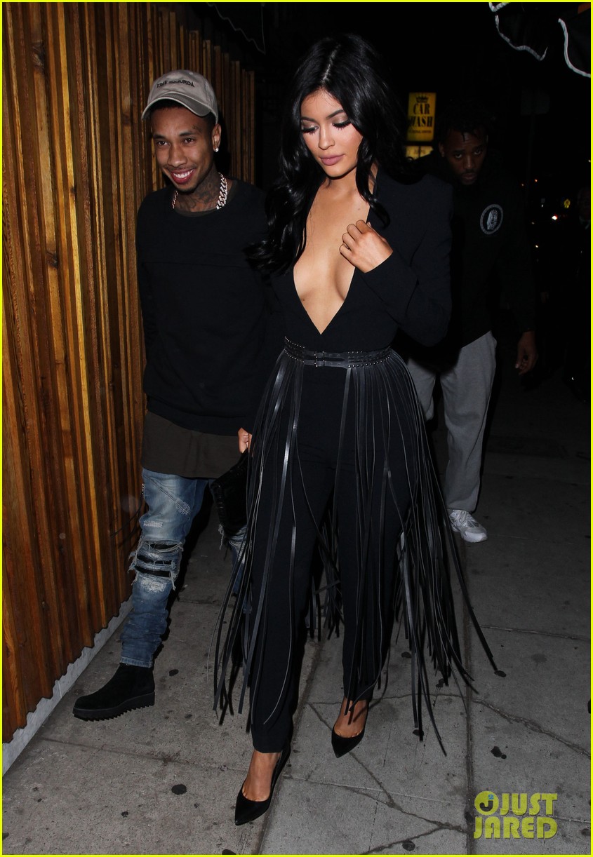kylie jenner wears a low cut top on date night with tyga 32