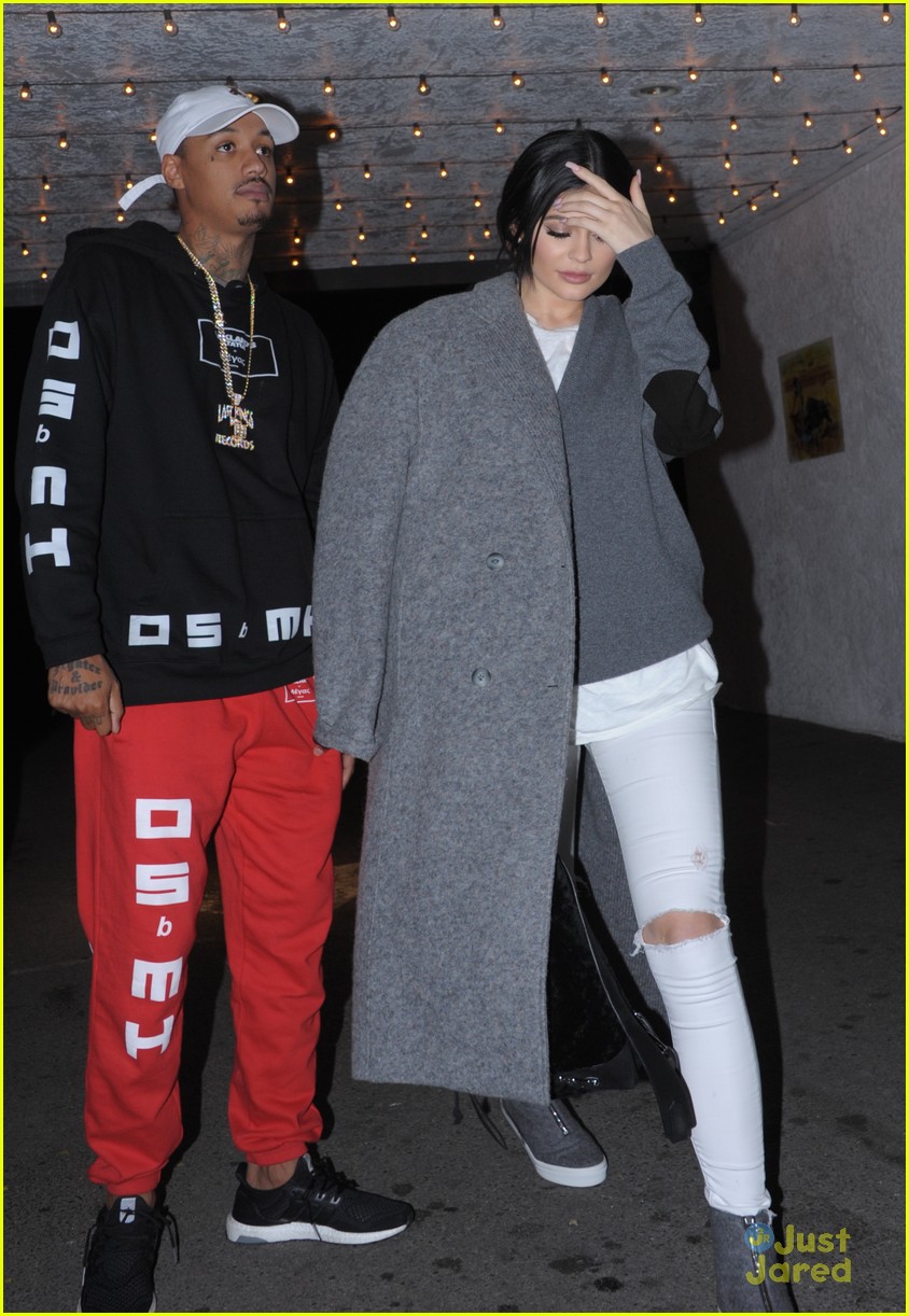kylie jenner tyga keep private relationship 15