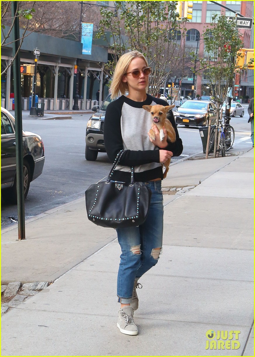 jennifer lawrence takes a post thanksgiving stroll with pippi 03