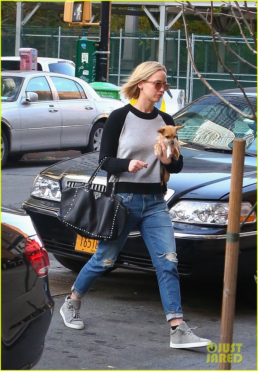 jennifer lawrence takes a post thanksgiving stroll with pippi 05