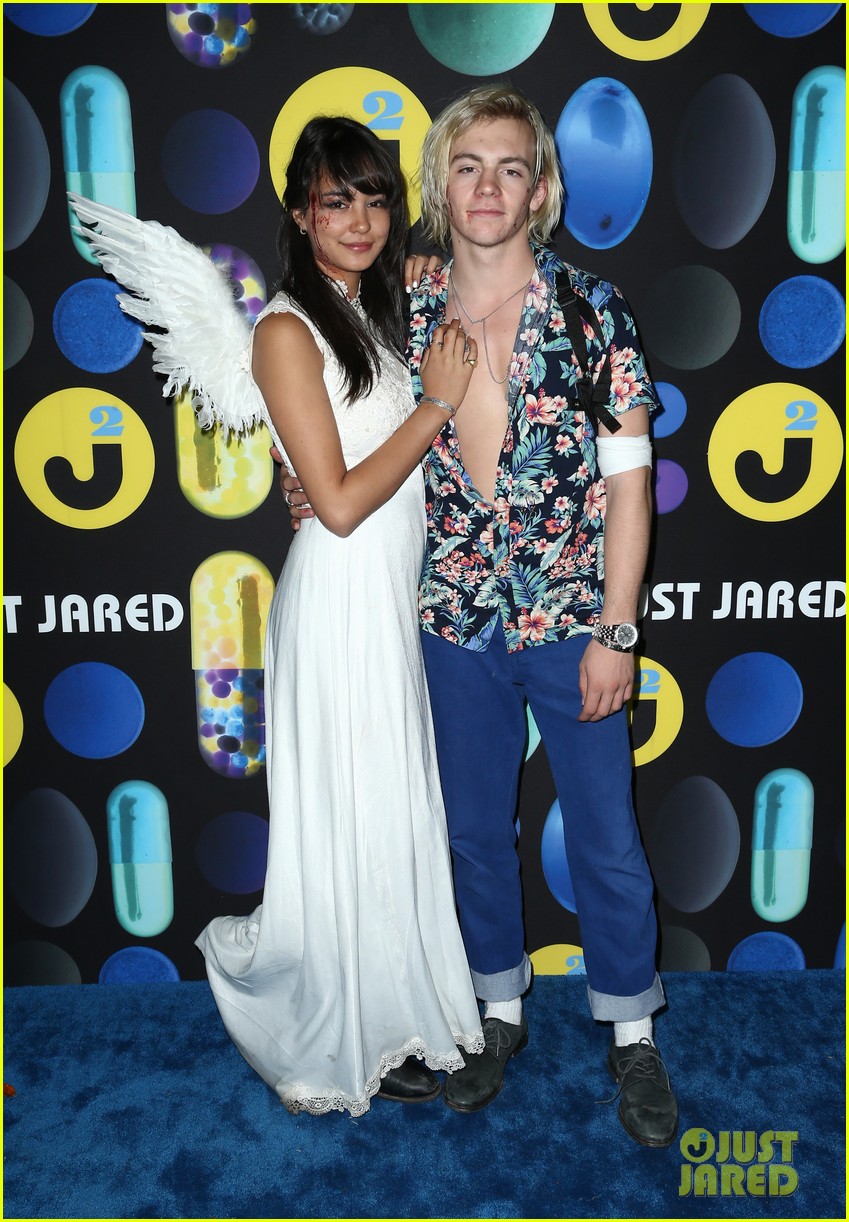 ross lynch courntey eaton just jared halloween party 11