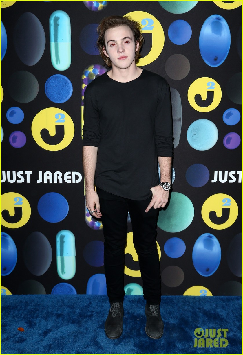 ross lynch courntey eaton just jared halloween party 15