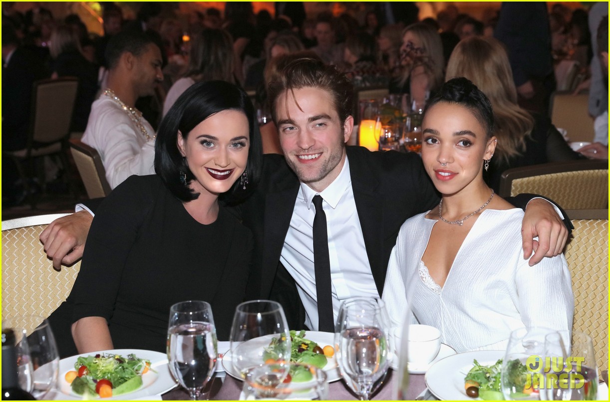 robert pattinson fka twigs have a date night with katy perry 03