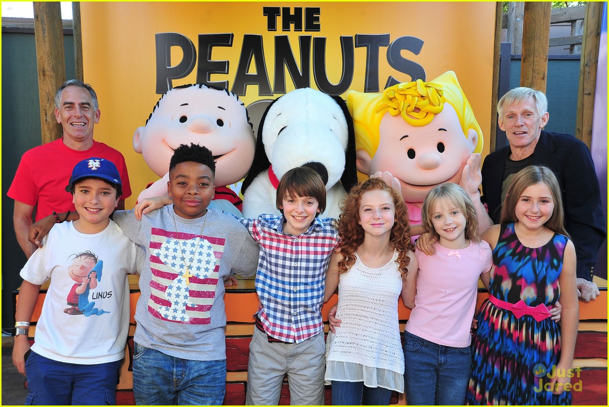 peanuts movie gang photo call knotts berry farm 06