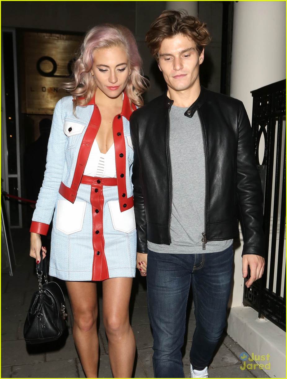 pixie lott oliver cheshire out after hard rock freckles 24