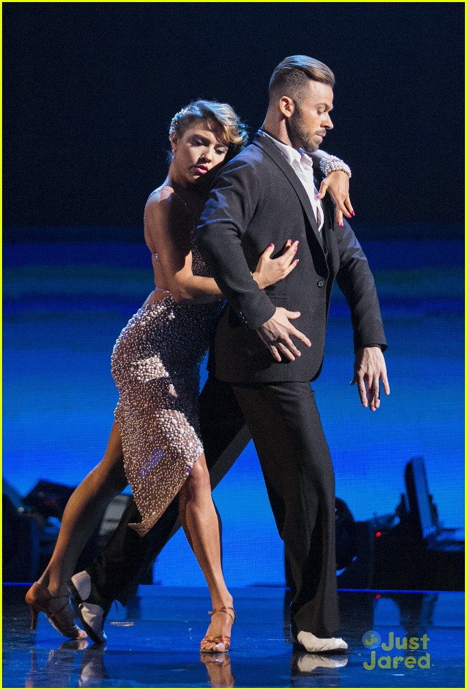 dwts pros performances bumpers icons week 06