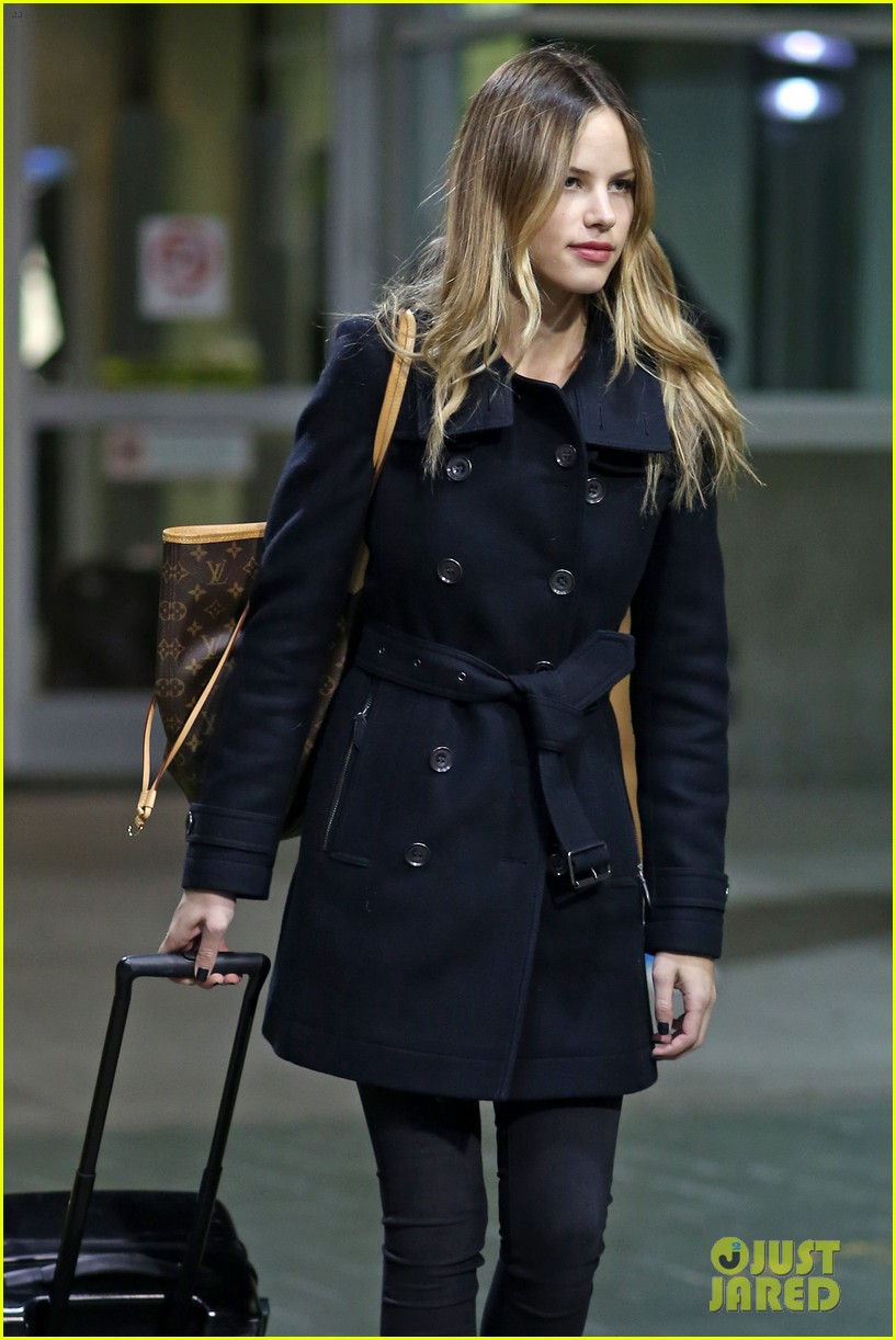 halston sage airport canada before i fall 02