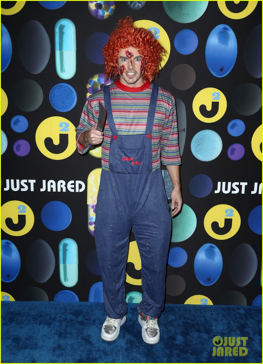 mark salling dresses as jared eng at the jj halloween party 14
