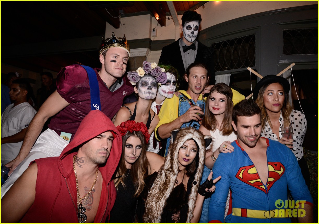 mark salling dresses as jared eng at the jj halloween party 29