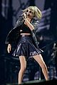 taylor swift performs in front of aussie fans 15