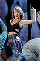 taylor swift performs in front of aussie fans 19