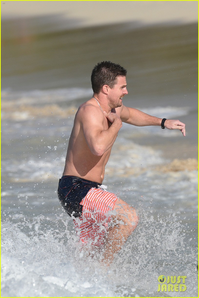 stephen amell shows off hot bod while shirtless in st barts 05