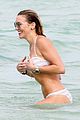 katie cassidy continues beach vacation 03