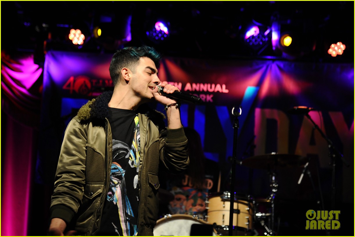 dnce tj martell foundation 2015 family day 12