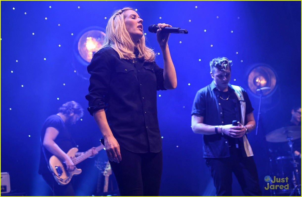 ellie goulding friends holiday concert o holy night video 18